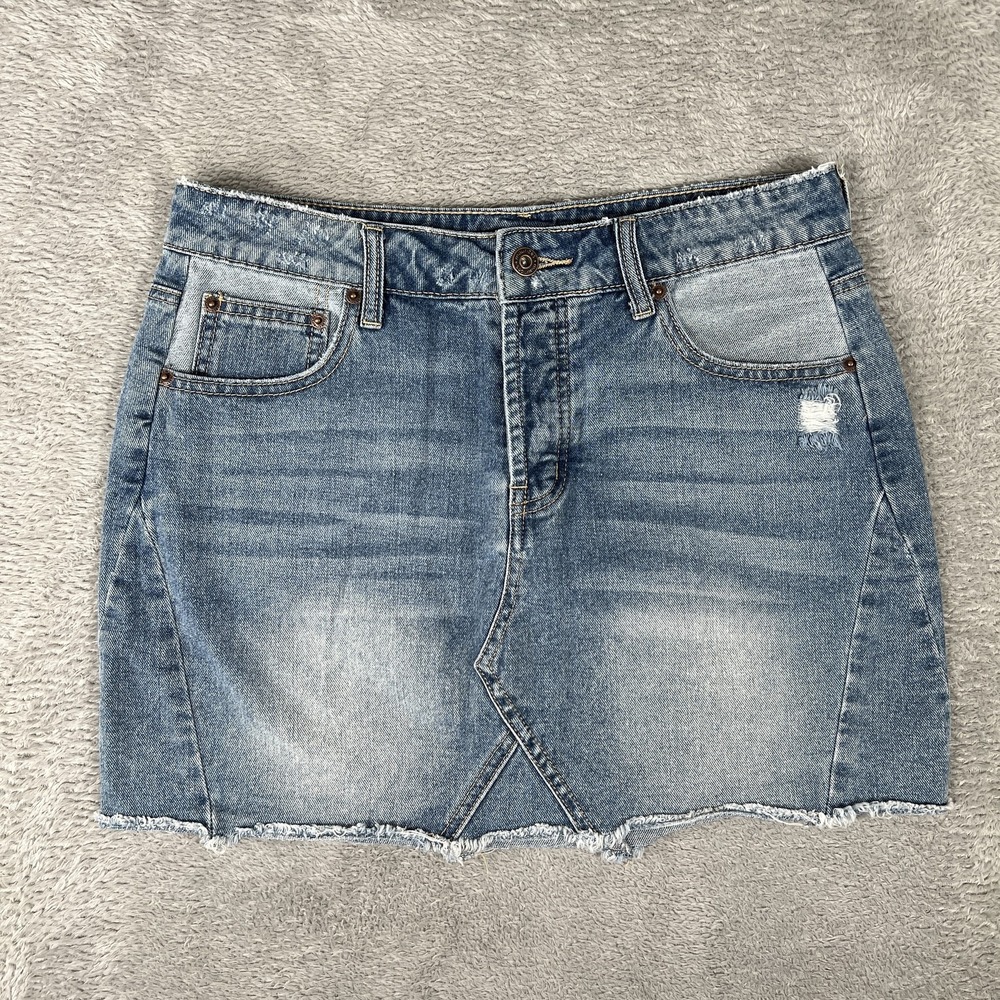 Maurices Skirt Womens 5/6 Blue Denim Distressed Frayed Hem‎ Mini Boho Y2K Jean